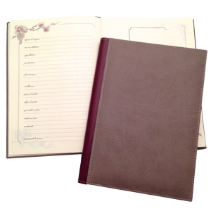 sezione porta menù e porta conto. Prodotti in Ecopelle e una serie di articoli di produzione Italiana che può essere interamente personalizzata